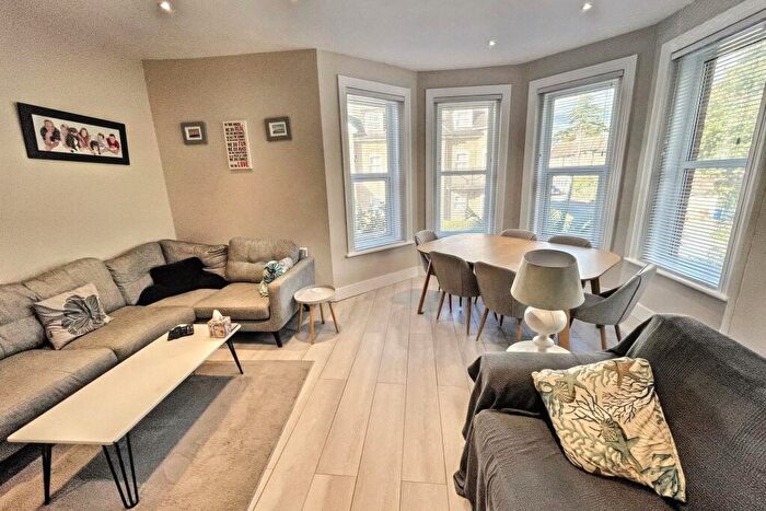 4 Bedroom Flat For Sale In Alum Chine, BH4