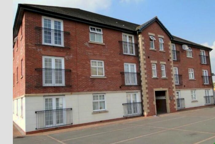 2 Bedroom Flat To Rent In Cavan Drive, Haydock, St. Helens, WA11