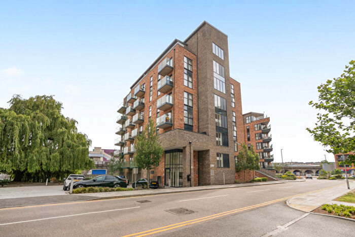 1 Bedroom Apartment For Sale In William Mundy Way, Dartford, DA1