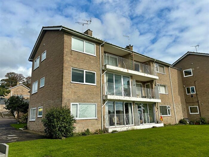 2 Bedroom Flat To Rent In Fairfield Park, Lyme Regis, DT7