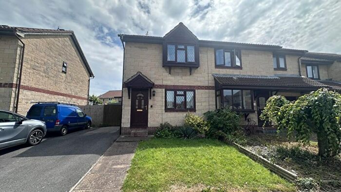 2 Bedroom Semi-Detached House To Rent In Kelston Road, Worle, BS22