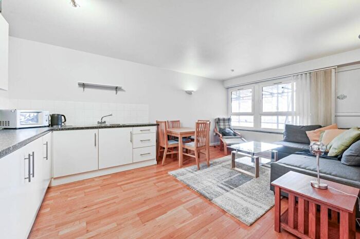 1 Bedroom Flat To Rent In Calderwood Street, Greenwich, London, SE18