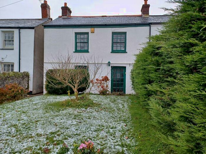 3 Bedroom Cottage To Rent In Church Road, Charlestown, PL25