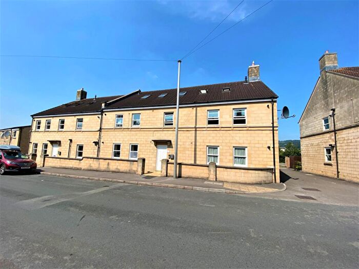2 Bedroom Flat To Rent In Albany Road, Bath, BA2