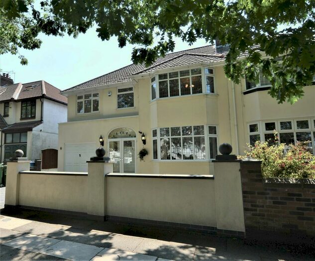 4 Bedroom Semi-Detached House To Rent In Childwall Valley Road, Liverpool, L16