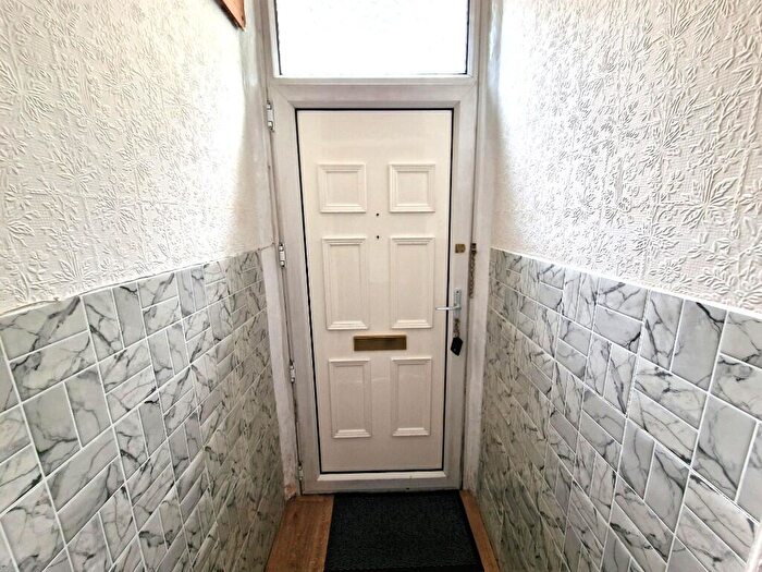3 Bedroom Terraced House For Sale In Sir Ivor Road, Pontllanfraith, NP12