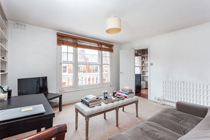 1 Bedroom Flat To Rent In Fulham Park Gardens, London, SW6