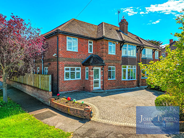4 Bedroom Semi-Detached House For Sale In Mount Pleasant Road, Chigwell, Essex, IG7
