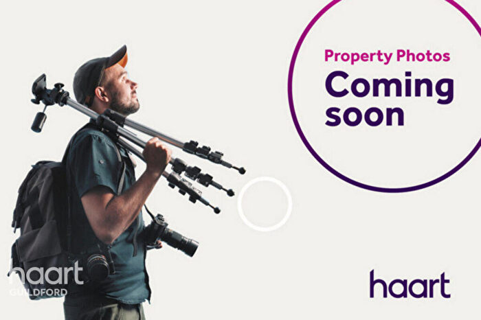 1 Bedroom Flat To Rent In Hampstead Road, Dorking, RH4