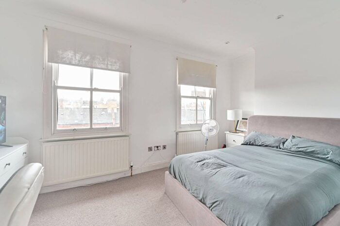 3 Bedroom Property To Rent In St Philip Street, Battersea, London, SW8