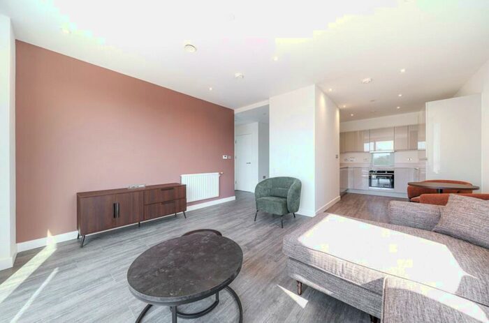 1 Bedroom Apartment To Rent In Dawes Street, London, SE17