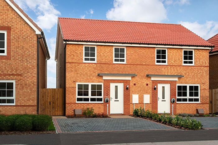 3 Bedroom End Terrace House For Sale In "Maidstone" At Wellhouse Lane, Penistone, Sheffield, S36