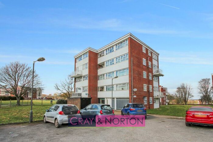 2 Bedroom Flat To Rent In Milne Park East, New Addington, CR0