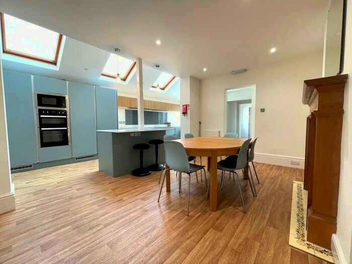 6 Bedroom Terraced House To Rent In Clifton Hill, Exeter, EX1