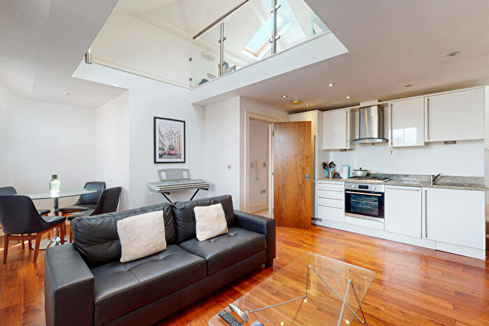 2 Bedroom Apartment To Rent In Agar Grove, Camden, London, NW1
