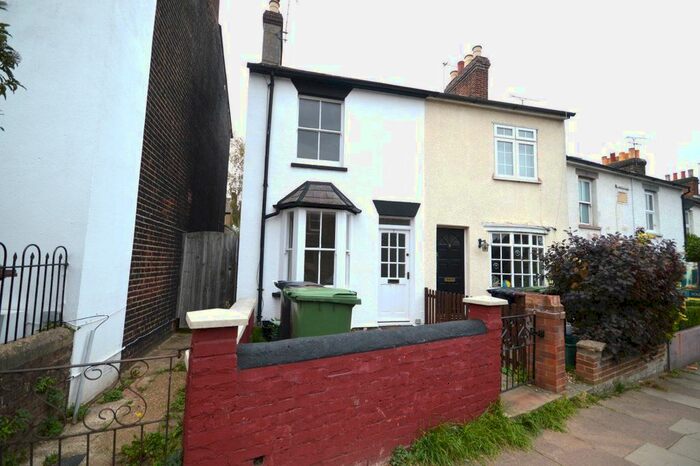 2 Bedroom Property To Rent In Camp Road, St Albans, AL1