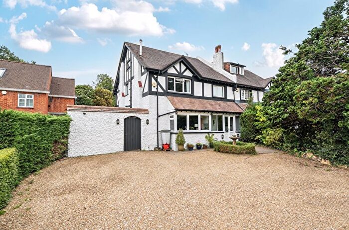 4 Bedroom Semi-Detached House For Sale In Foxley Lane, West Purley, CR8