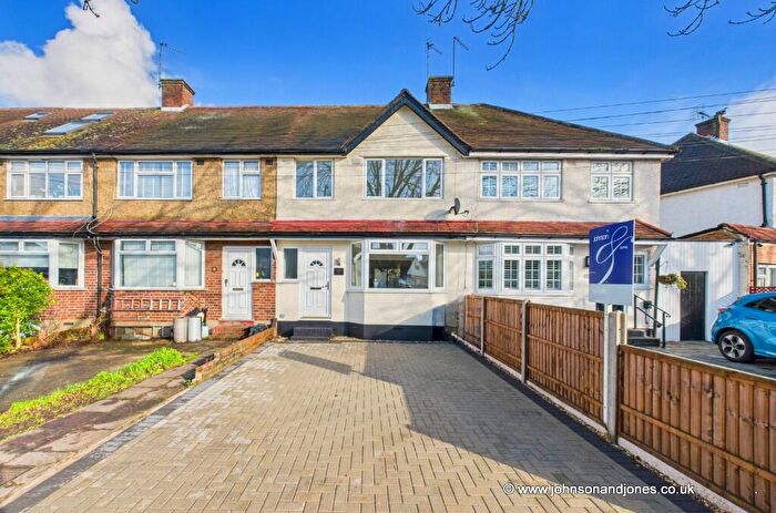 3 Bedroom House For Sale In St. Anns Road, Chertsey, Surrey, KT16
