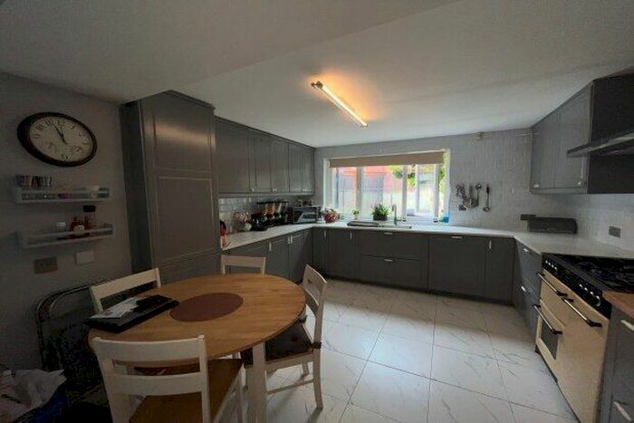 4 Bedroom Property To Rent In Elsmere Avenue, Liverpool, L17