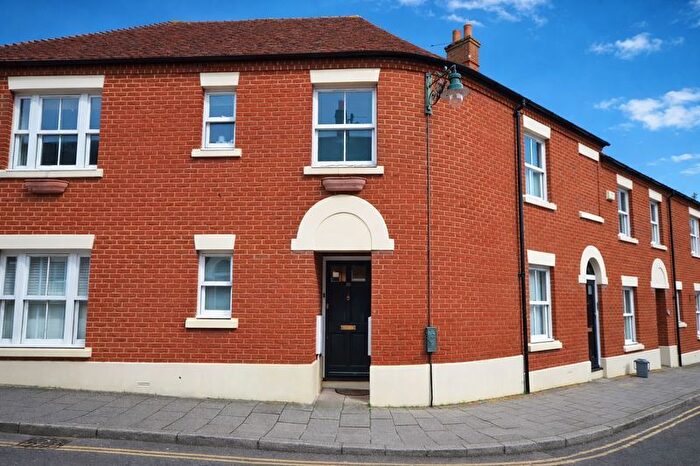 2 Bedroom Flat To Rent In Kirbys Lane, Canterbury, CT2