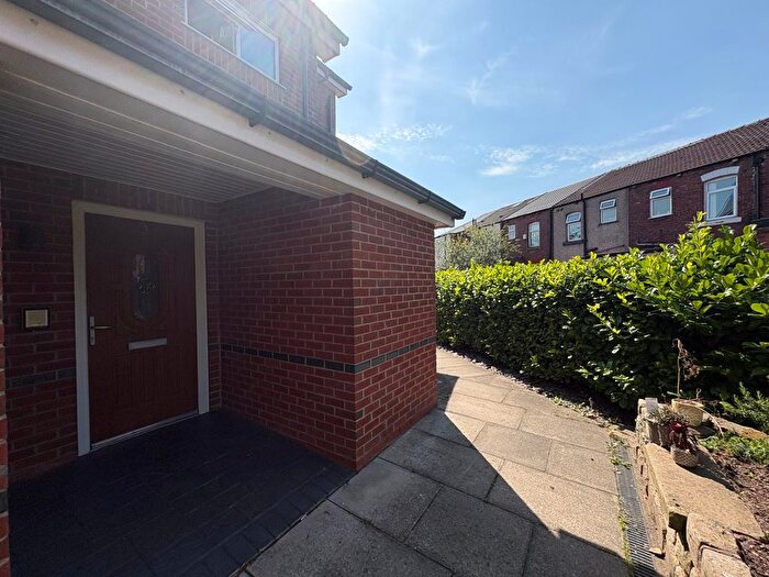 2 Bedroom Flat To Rent In Brown Street, Bickershaw, WN2