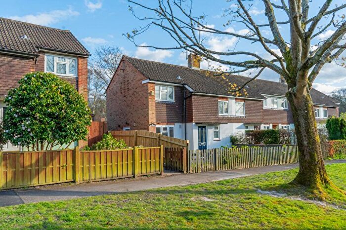 2 Bedroom End Of Terrace House For Sale In Vale Road, Haywards Heath, RH16