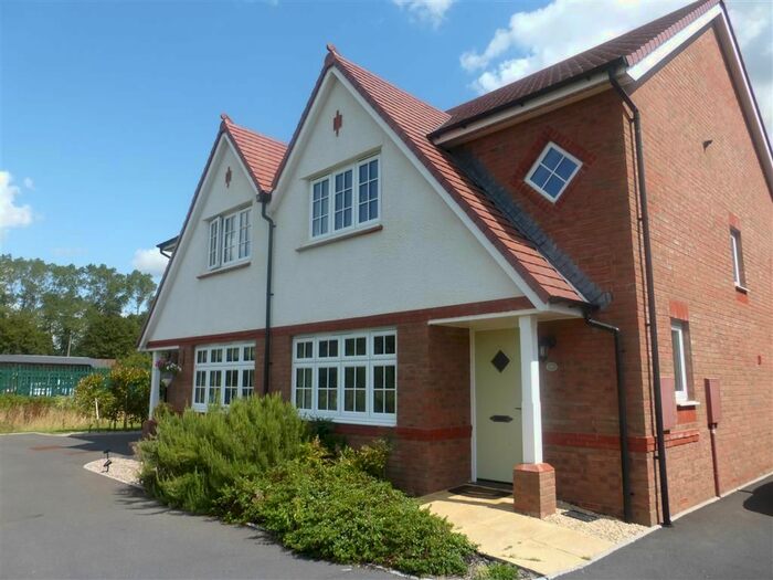 3 Bedroom Property To Rent In Fairwood, Coate, Swindon SN3