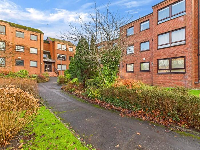 1 Bedroom Apartment To Rent In Ascot Court, Glasgow, G12