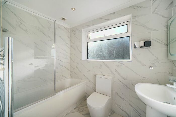 4 Bedroom Semi-Detached House To Rent In Addison Road, Guildford, GU1