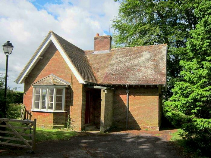 1 Bedroom Detached House To Rent In Urchfont Manor, SN10