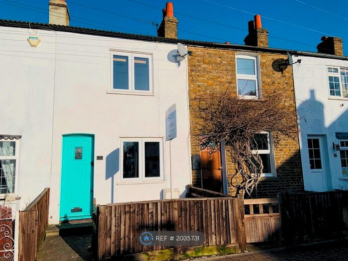 2 Bedroom Terraced House To Rent In North Road, Bromley, BR1