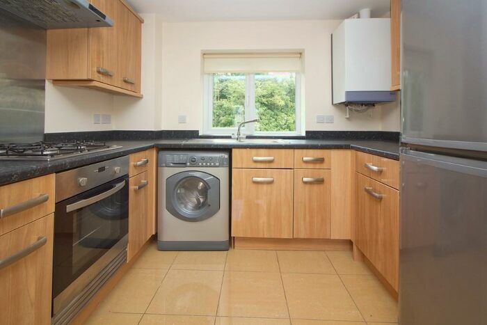 2 Bedroom Maisonette To Rent In Mccorquodale Road, Milton Keynes, Buckinghamshire, MK12