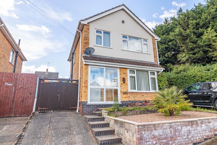 3 Bedroom Detached House For Sale In Ashington Close, Leicester, LE3
