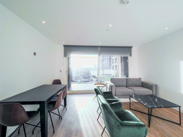 2 Bedroom Apartment To Rent In Surrey Quays Road, London, SE16