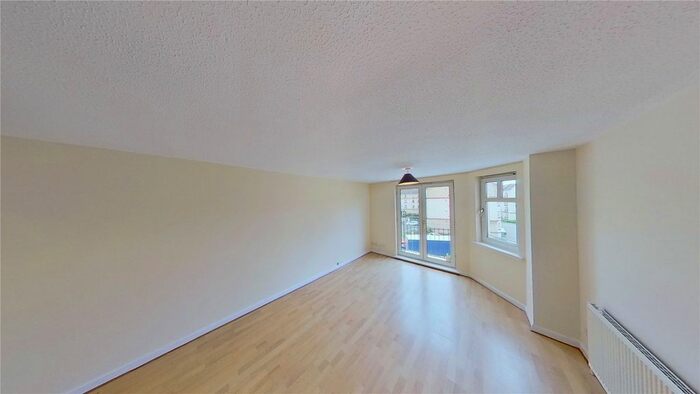 2 Bedroom Flat To Rent In Gorgie Road, Edinburgh, EH11