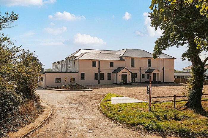 1 Bedroom Apartment For Sale In Woodfield House, Chichester, PO20