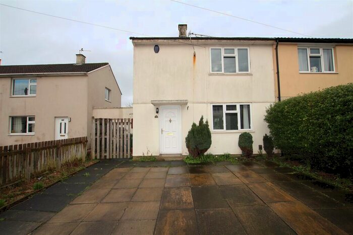2 Bedroom Semi-Detached House To Rent In Foldings Parade, Scholes, Cleckheaton, BD19