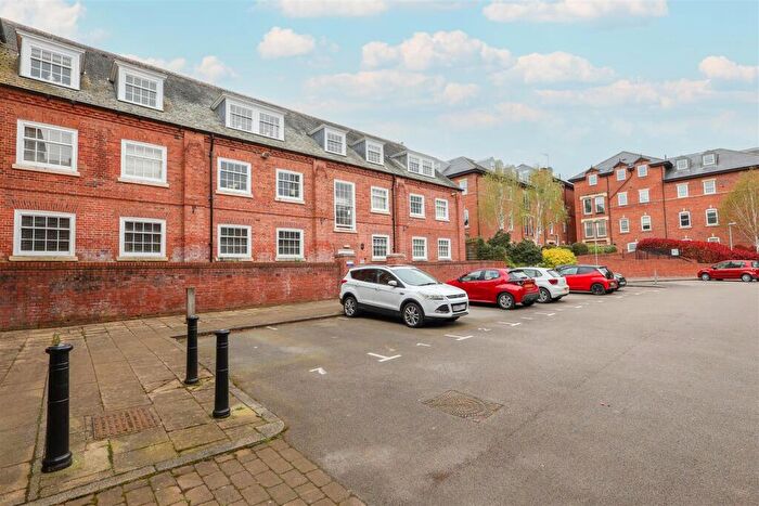 2 Bedroom Apartment For Sale In Steven Way, Ripon, HG4