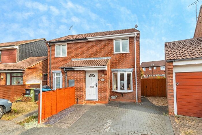 2 Bedroom Semi-Detached House For Sale In Perracombe, Furzton, Milton Keynes, Buckinghamshire, MK4