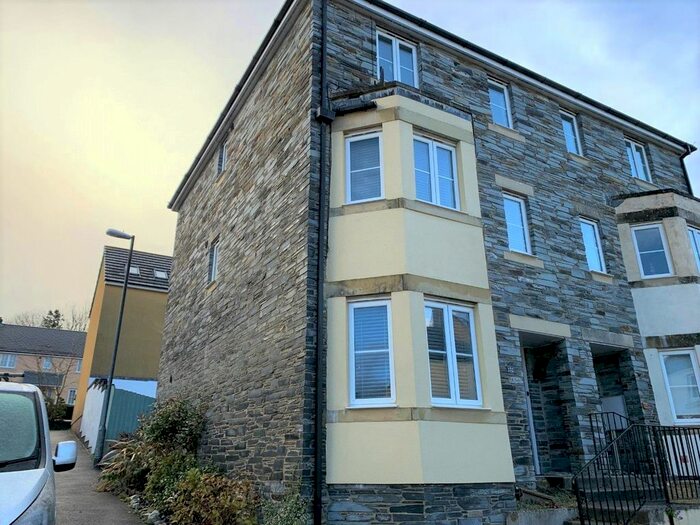 5 Bedroom End Of Terrace House To Rent In Larcombe Road, St Austell, Cornwall, PL25