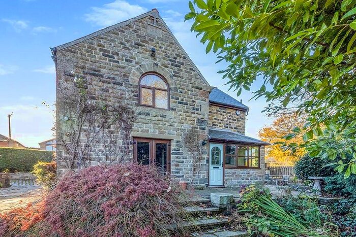 3 Bedroom Semi-Detached House To Rent In Hollinberry Lane, Howbrook, Wortley, Sheffield S35