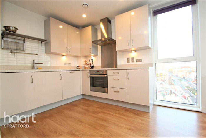 2 Bedroom Flat To Rent In Ward Road, London, E15