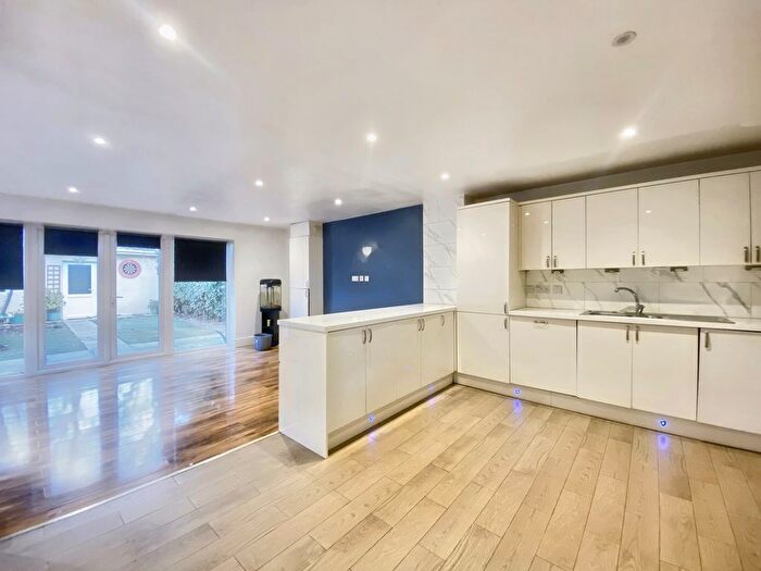 4 Bedroom Terraced House To Rent In The Brambles, West Drayton, Greater London, UB7