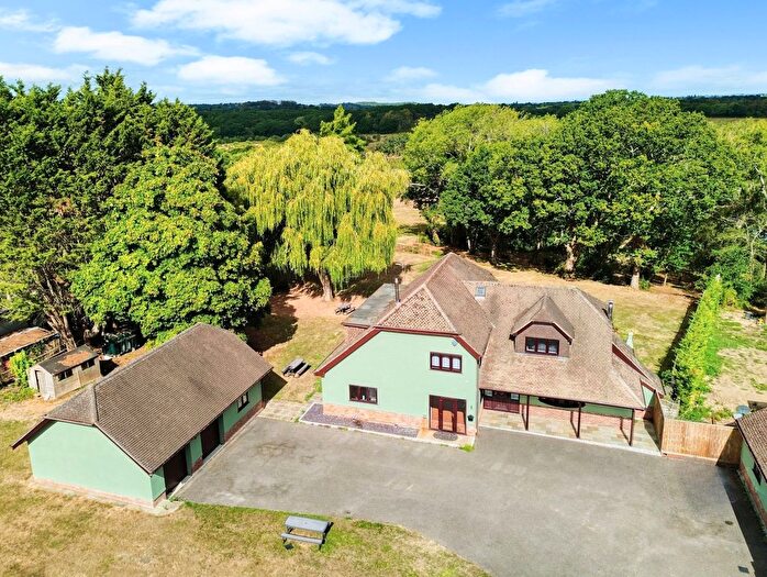 5 Bedroom Detached House For Sale In Burridge Road, Burridge, SO31