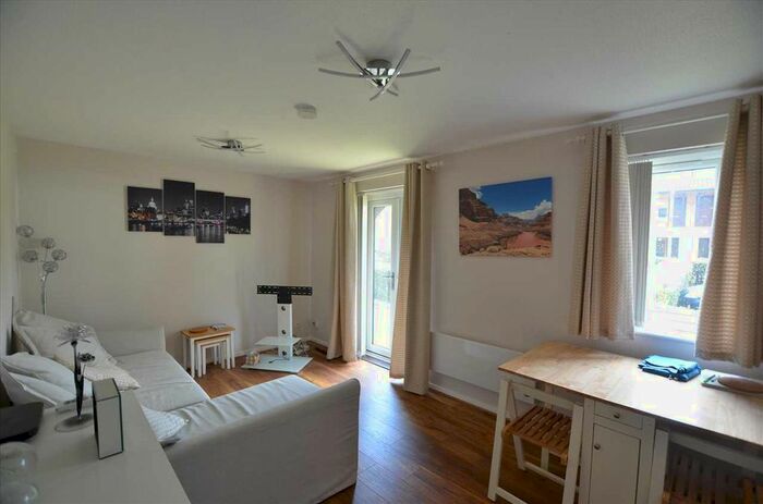 1 Bedroom Flat To Rent In Redshank Court, Harrier Road, Colindale, NW9