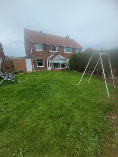 3 Bedroom Semi-Detached House To Rent In Elliott Road, Peterlee, Durham, SR8