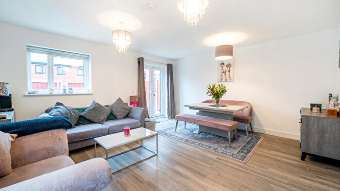 3 Bedroom Semi Detached House For Sale In George Avenue, Glebe Farm, MK17