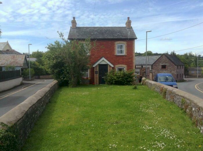 2 Bedroom Detached House To Rent In Brecon, Brecknockshire, LD3