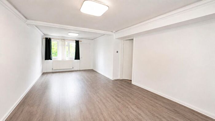 4 Bedroom End Of Terrace House To Rent In Kimpton Road, North Cheam, SM3