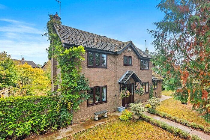 4 Bedroom Detached House For Sale In High Street, Chelveston, NN9